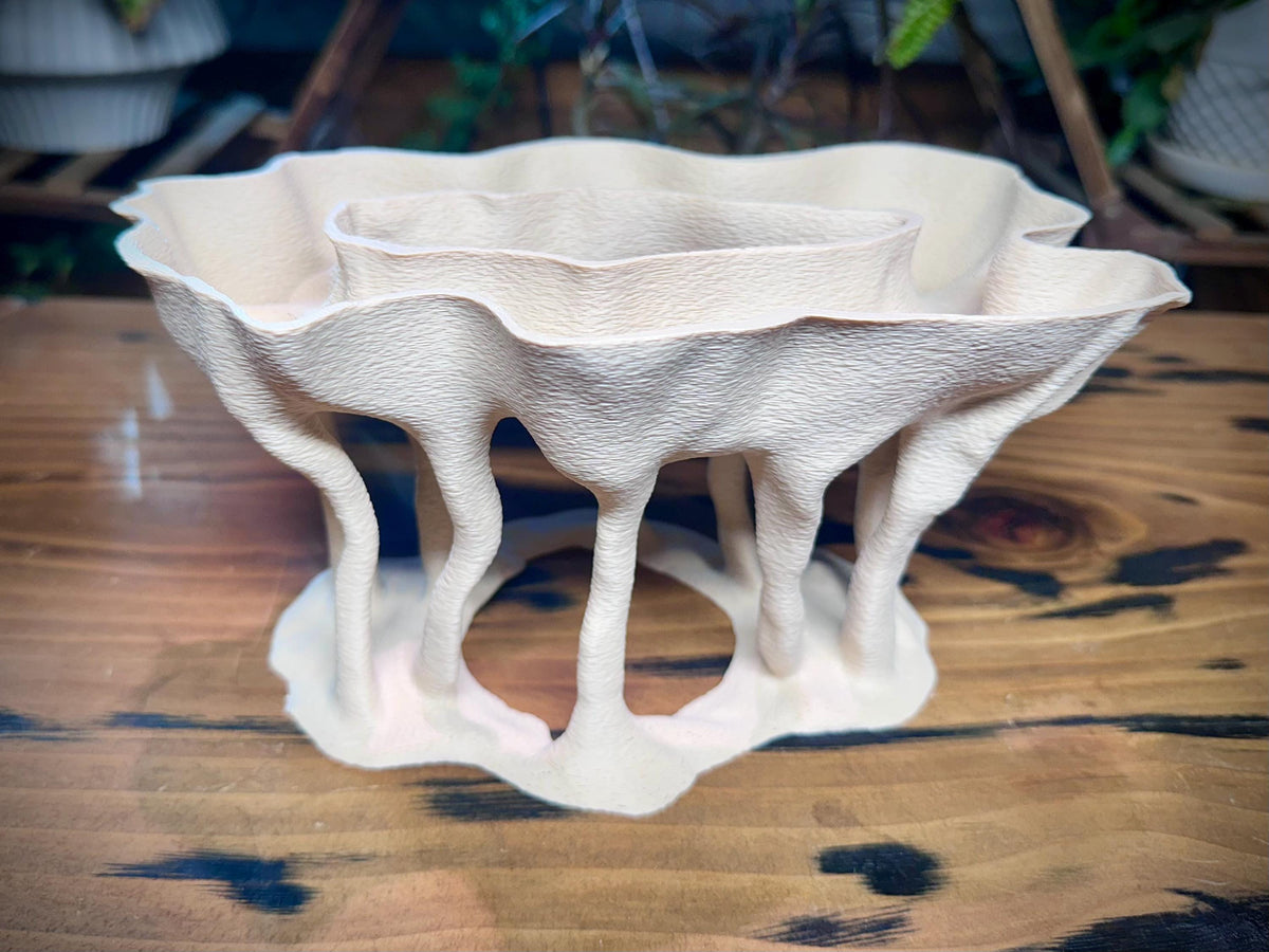 Mangrove-Style Raised Roots — a freestanding decor piece with an integrated planter for aquariums and terrariums.
