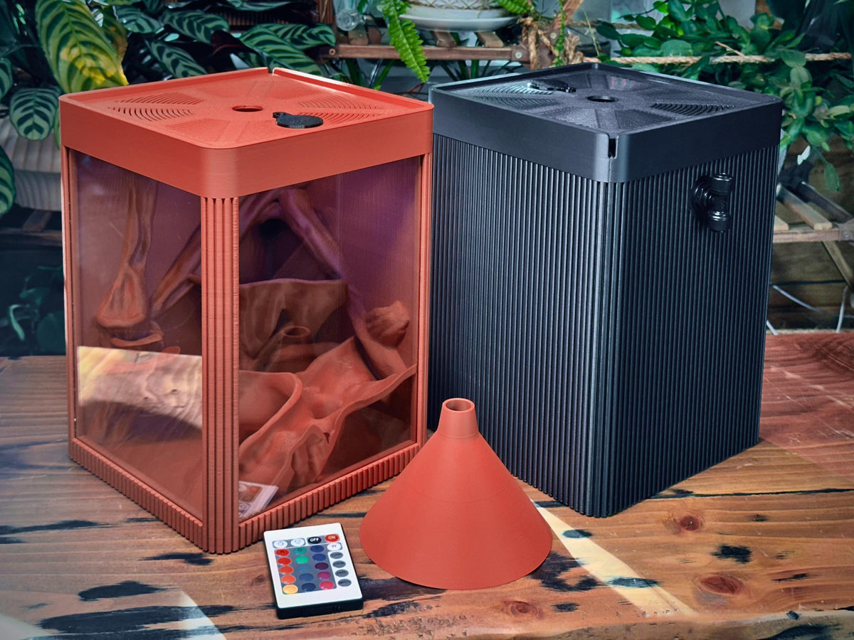 Nano Terrarium  Vivarium – All-in-One Micro Habitat with Built-In Sprayer & Light